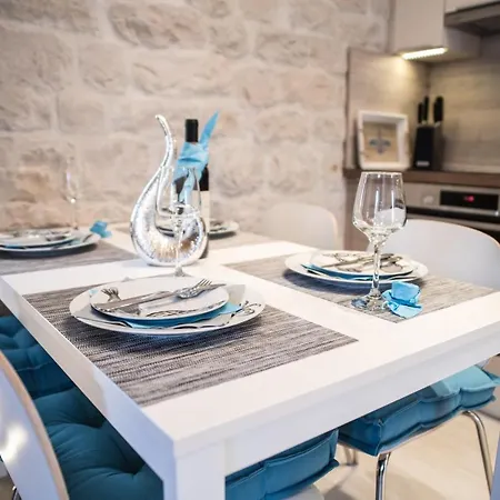 Limestone Heritage House Trogir Exterior foto