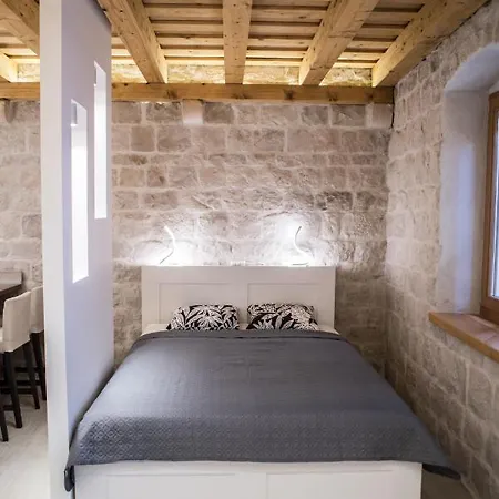 Limestone Heritage House Trogir Exterior foto