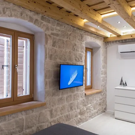 Limestone Heritage House Trogir Zimmer foto