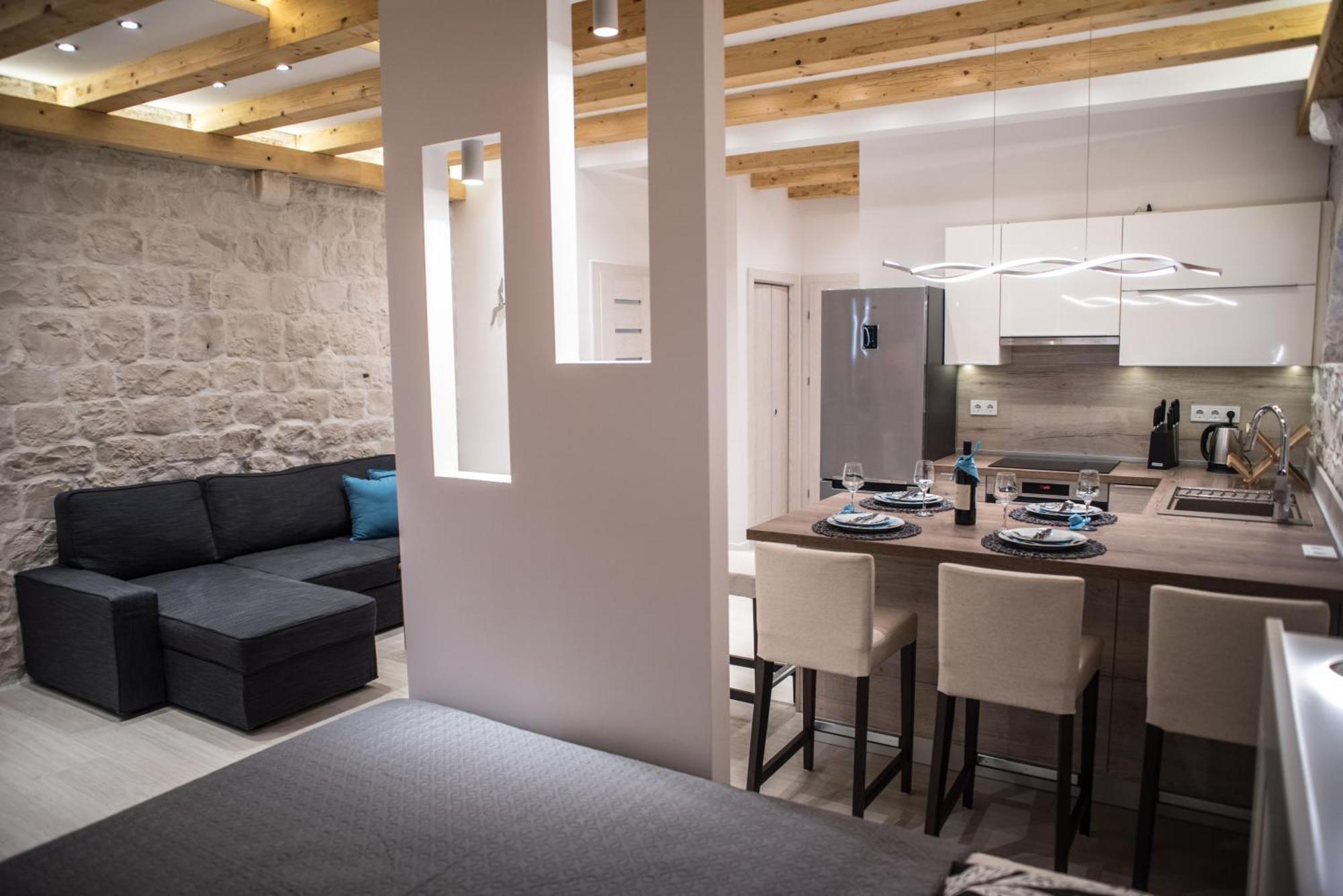Limestone Heritage House 4* Trogir
